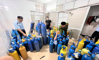 Mạnh tay ngăn chặn ‘bóng cười’