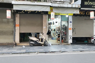 Không thể kinh doanh kiểu “mở hé”