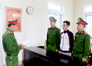 Muốn gỡ lại số tiền ảo bị mất, một phụ nữ ở Hà Tĩnh bị lừa gần 1 tỷ đồng