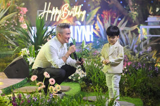 Đàm Vĩnh Hưng khóc kể chặng đường làm cha: 'Tất cả vì con trai Polo Huỳnh'