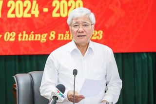 Chủ tịch Đỗ Văn Chiến: Văn kiện trình Đại hội phải làm rõ vị thế, vai trò, tầm quan trọng của MTTQ Việt Nam trong giai đoạn hiện nay 