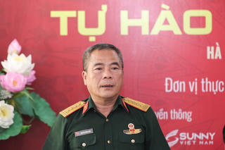 Viết để trao truyền tình yêu Tổ quốc