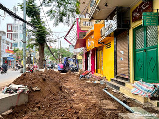 Hải Phòng: Hộ kinh doanh gặp khó vì chỉnh trang vỉa hè kéo dài