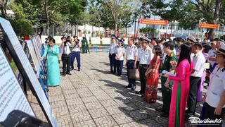 Gần 200 tài liệu tại triển lãm về chủ quyền biển, đảo Việt Nam