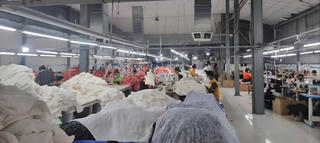 Chinh phục thị trường nội địa: Hướng đi mở cho ngành da giày, dệt may