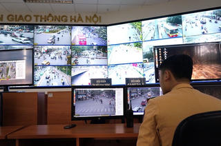 Hà Nội:  Áp dụng công nghệ để chống ùn tắc, đảm bảo an toàn giao thông