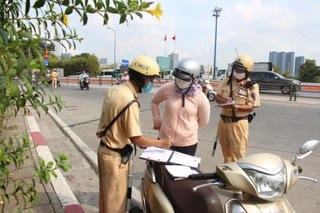 Chặn điện thoại 'giải cứu'