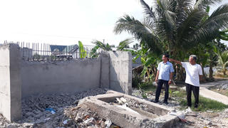 Lão nông hiến đất tiền tỷ để làm đường, xây cầu