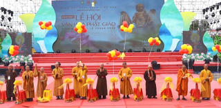 Một mùa Vesak 2025 thấm nhuần tinh thần từ bi, trí tuệ