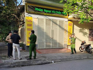 Mổ xương đòn tại phòng khám, người phụ nữ tử vong