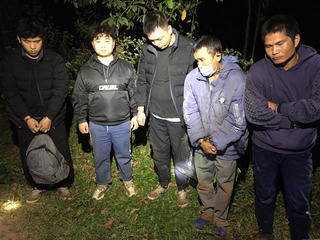 Bắt giữ thêm 5 đối tượng trong vụ án đưa người xuất cảnh trái phép sang Lào