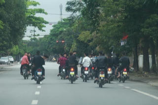 Tội ác tiềm ẩn từ những kẻ 'rú ga'