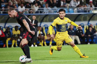 Quang Hải vào sân thi đấu 8 phút, Pau FC thắng lợi 2-0