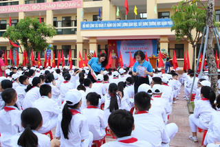 Gần 3 triệu học sinh, sinh viên khám chữa bệnh bảo hiểm y tế hàng năm