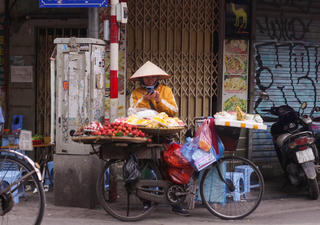 Những gánh hàng rong