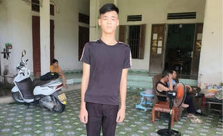 Thưởng nóng nam sinh cứu 4 cháu nhỏ ở hố sâu công trình