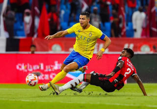 Ronaldo tỏa sáng, Al Nassr giành chiến thắng thứ 4 liên tiếp