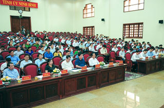 Ninh Bình phải trở thành một cực tăng trưởng của hành lang kinh tế ven biển