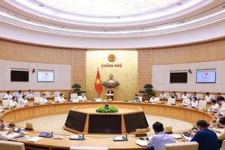 Thủ tướng: Bố trí kinh phí trả cho người xin nghỉ và dôi dư khi sắp xếp bộ máy