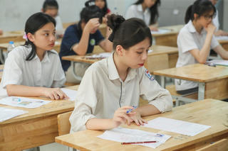 Khoảng 40% học sinh Hà Nội sẽ học THPT tư thục: Áp lực trường công có giảm?