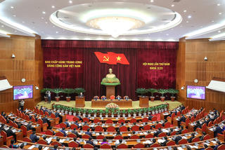 Ngày làm việc thứ tư của Hội nghị Trung ương 5 khoá XIII