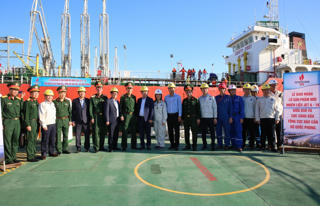 BSR xuất bán các lô sản phẩm nhiên liệu quốc phòng đầu tiên 