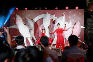 Angela Phương Trinh muốn nghiêm túc làm nghệ thuật, nói không với thị phi