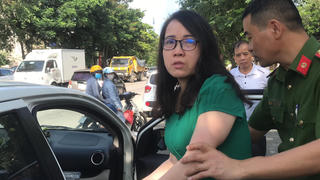 Bà Lê Thị Dung được trả tự do sau 15 tháng chấp hành án phạt tù