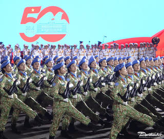 Diễu binh, diễu hành mừng 50 năm thống nhất đất nước