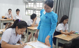 TPHCM: Thiếu 5.000 giáo viên cho năm học mới