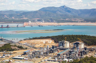 Điện khí tự nhiên hoá lỏng (LNG) ở Việt Nam: Bài toán khó từ những dự án nhiều nghìn tỷ đồng…