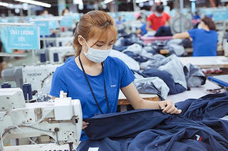 Dệt may lại gặp khó