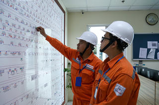 Mức giá bán lẻ điện bình quân tối đa là 2.444,09 đồng/kWh