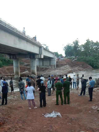 Quảng Ninh: 7 thanh thiếu niên đuối nước khi đi tắm suối