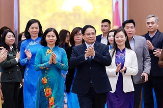 Thủ tướng gặp mặt nữ Anh hùng, nhà khoa học nhận Giải thưởng Kovalevskaia