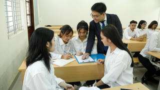 Chọn học đại học hay học nghề?