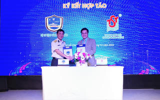 Bộ Tư lệnh Vùng 2 Hải quân, Trung tâm Phát triển Khoa học và Công nghệ trẻ TPHCM ký kết bản ghi nhớ hợp tác