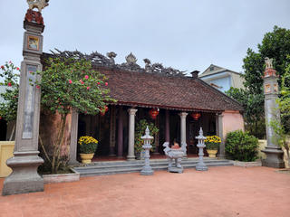 Báu vật bên trong ngôi đình cổ