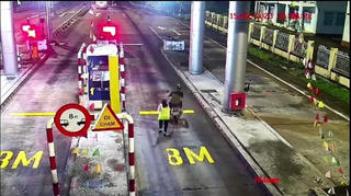 Quảng Ngãi: Người đàn ông say rượu điều khiển xe máy vào đường cao tốc