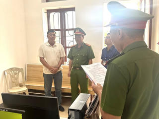 Hà Tĩnh: Khởi tố đối tượng lừa quen biết lãnh đạo để chiếm đoạt tài sản