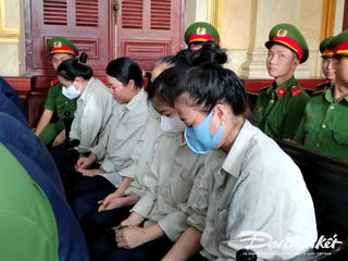 Chủ mưu vụ 'buôn lậu' hơn 6 tấn vàng lãnh 18 năm tù