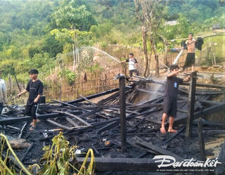 Quảng Nam: 2 ngôi nhà ở vùng núi bị lửa thiêu rụi