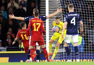 Scotland lần đầu hạ gục 2-0 Tây Ban Nha sau 39 năm