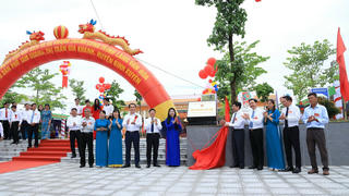 Khánh thành Khu thiết chế văn hóa, thể thao Làng văn hóa kiểu mẫu Tổ dân phố Tam Quang, thị trấn Gia Khánh