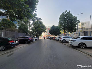 Hà Nội: Ngang nhiên chiếm dụng vỉa hè, lòng đường để trông giữ xe thu phí