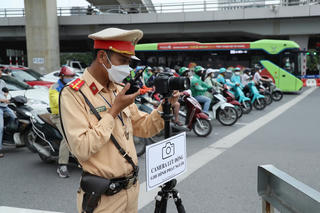 CSGT Hà Nội lập hơn 20 điểm ghi hình lưu động, xử lý tình trạng 'nhờn' luật
