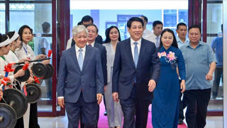 Lãnh đạo Đảng, Nhà nước, MTTQ Việt Nam gặp mặt đại biểu tiêu biểu đại diện các tầng lớp nhân dân