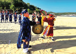Bảo tồn, phát huy di sản văn hóa phi vật thể Lễ hội cầu ngư Vạn đầm Xương Lý