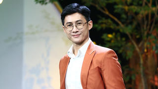 Ca sĩ Thiên Vương tiết lộ nhóm MTV đã từng diễn 11 show mỗi đêm