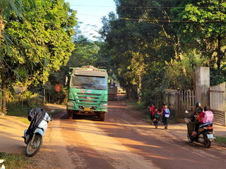 Hệ lụy từ một mỏ đất